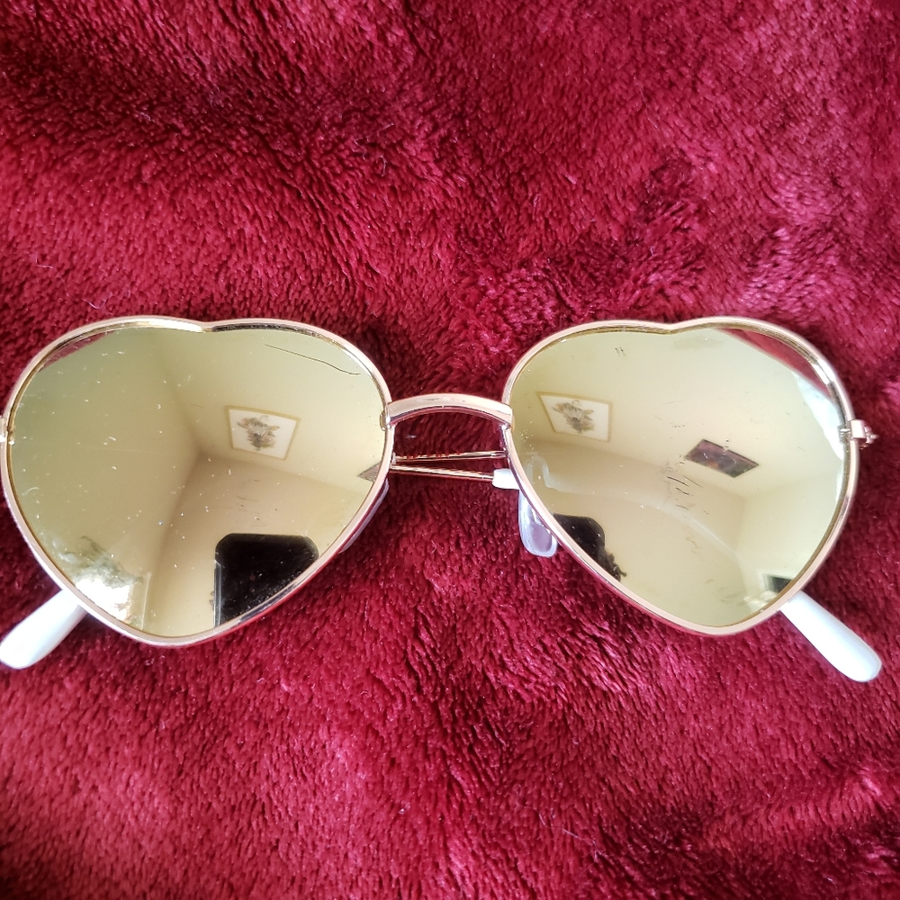 Heart Sunnies White Sunglasses Retro